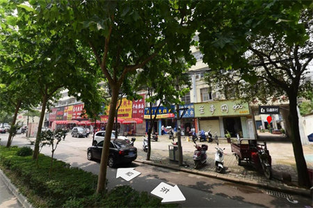 龙都东苑3室2厅2卫128㎡，带车库28平米